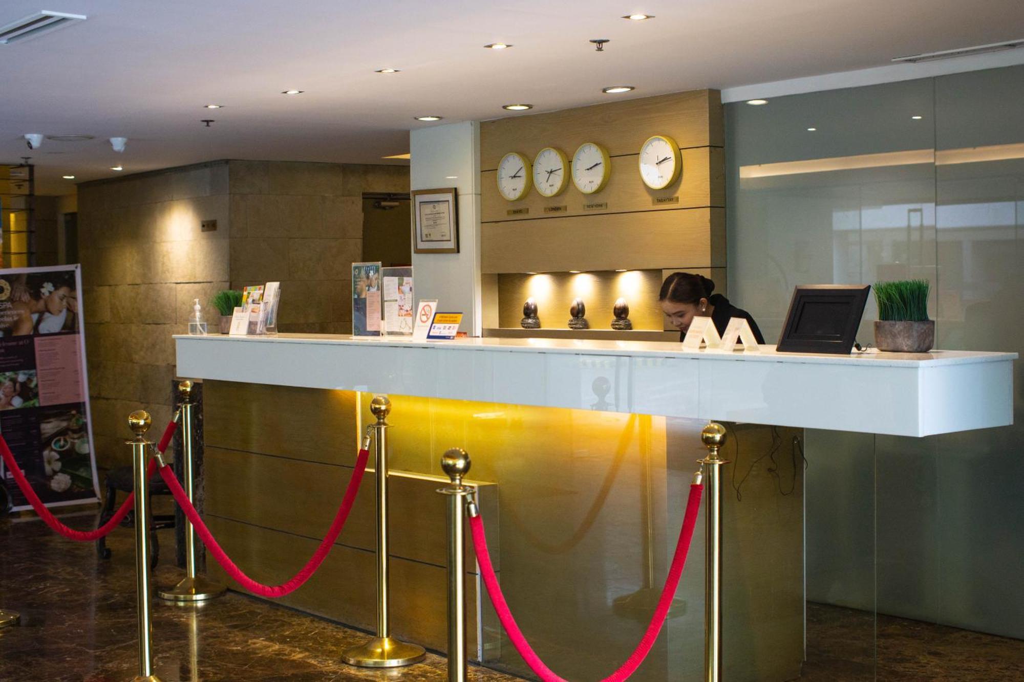 טגאיטאי One Tagaytay Place Hotel Suites Official Account מראה חיצוני תמונה